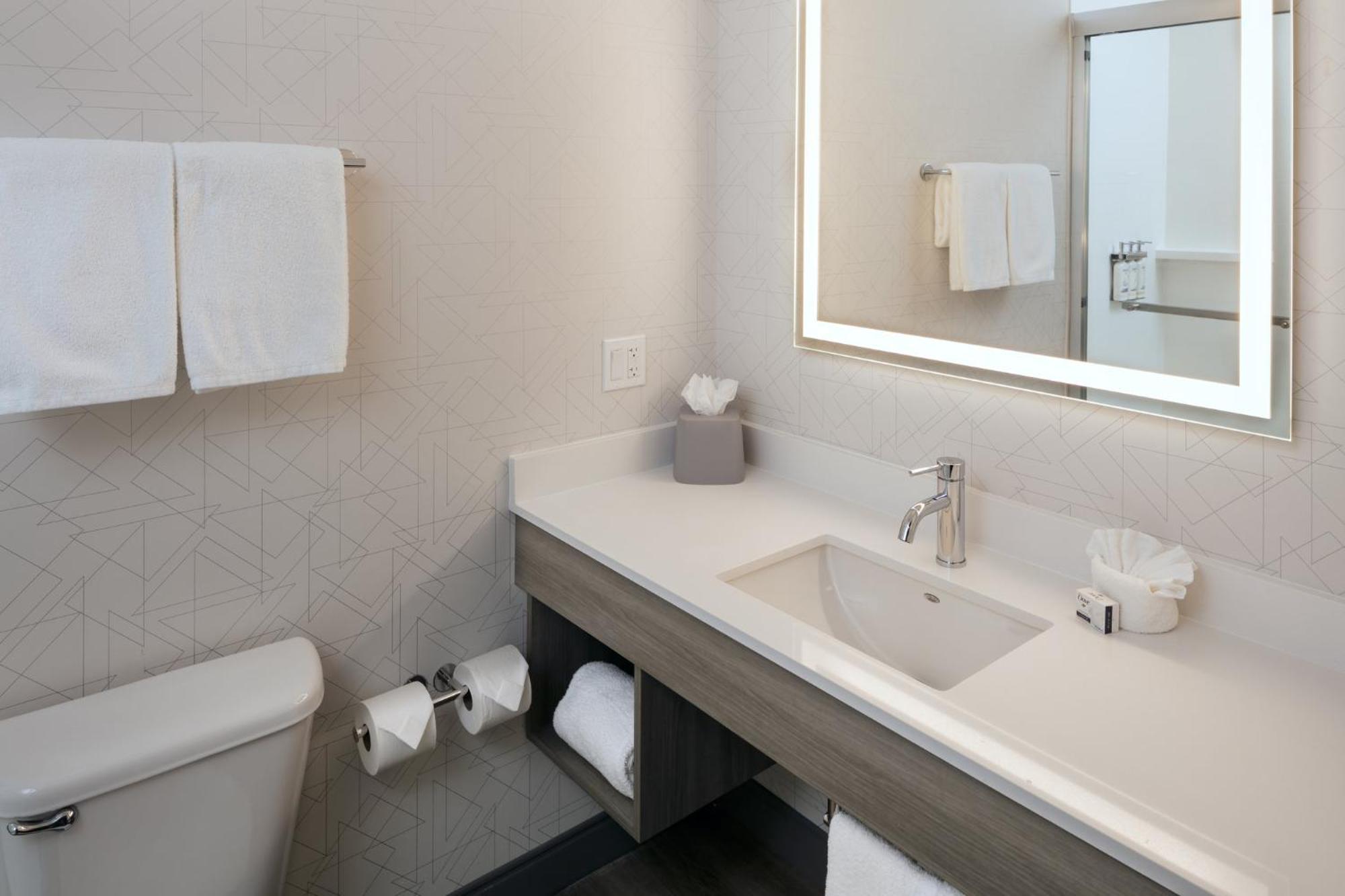 Holiday Inn Express Corvallis-On The River By Ihg Extérieur photo