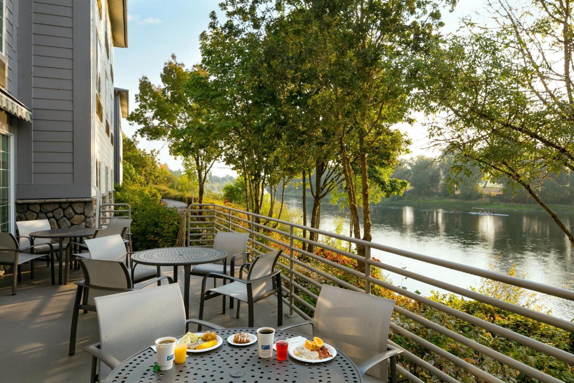 Holiday Inn Express Corvallis-On The River By Ihg Extérieur photo